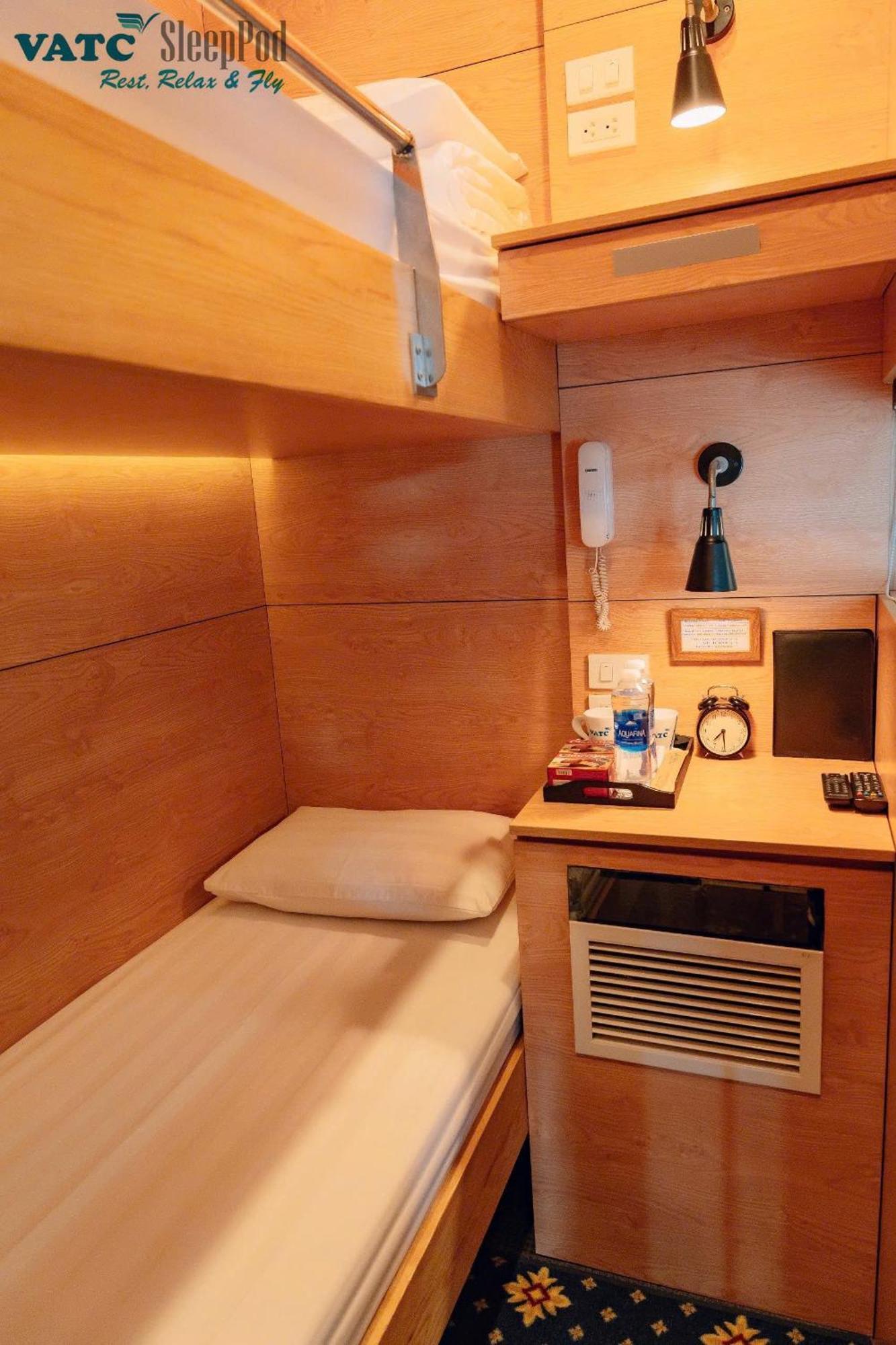 Hotel Vatc Sleep Pod Terminal 1 Noi Bai Esterno foto