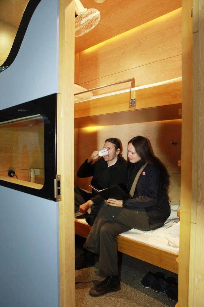 Hotel Vatc Sleep Pod Terminal 1 Noi Bai Esterno foto